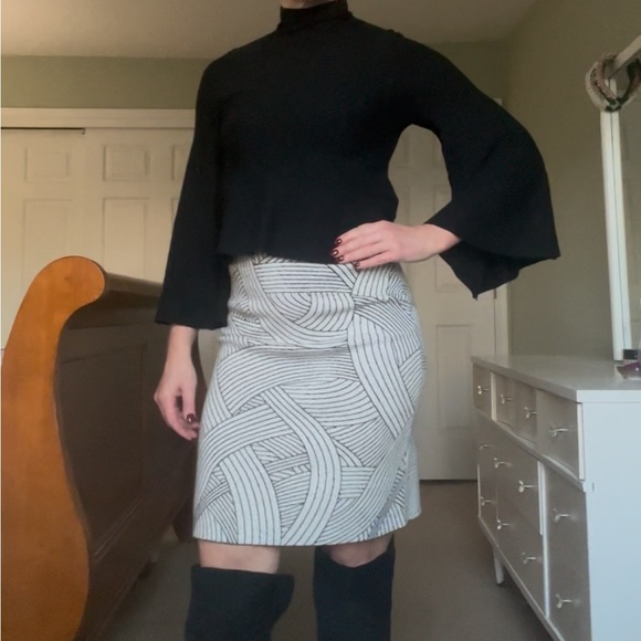 Maeve by Anthropologie Black and Off White Patterned Skirt - Picture 5 of 6